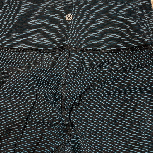 Lululemon Wunder Under High Rise Black and Teal Size 8 - Picture 5 of 8